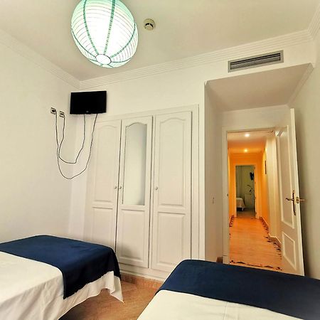 Hotel Playa Del Carmen Barbate Bagian luar foto